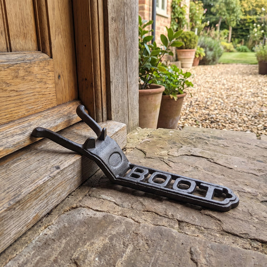Cast Iron Boot Pull - Boot!